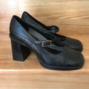 Tommy Hilfiger Leather shoes Sz M